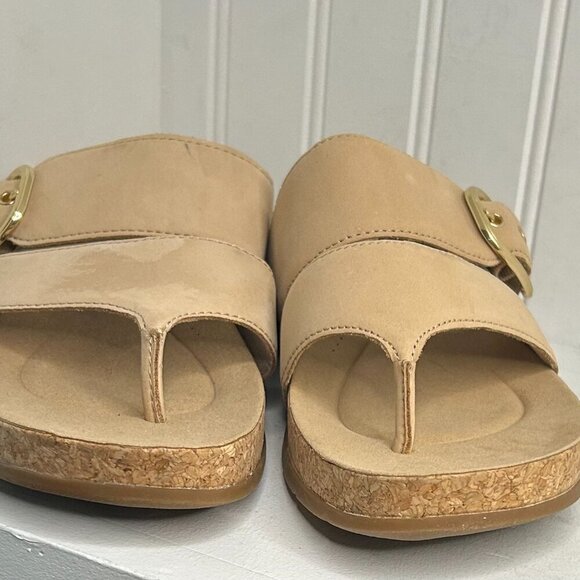 Clarks Reileigh Park Cork Slip-On Thong Sandals in Beige Nubuck Size 8.5 - Picture 6 of 6